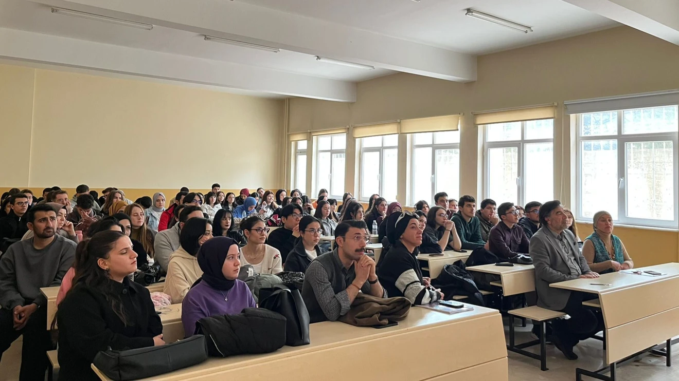 Turizm Fakültesi öğrencilerine yönelik ''İletişim Ve Psikolojik İyi Oluş'' konulu seminer gerçekleştirildi